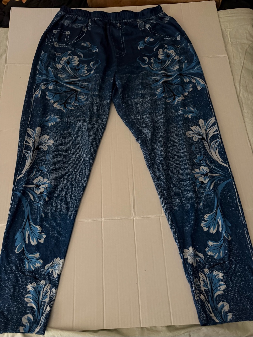 #142 Women's Navy Floral Print Jeans - Elastic Waist